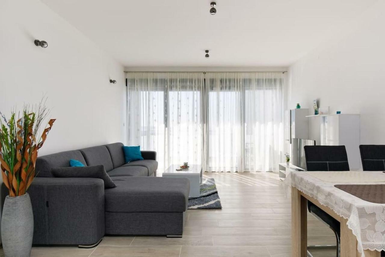 Apartment Ruza - Pool Donji Seget Exterior foto